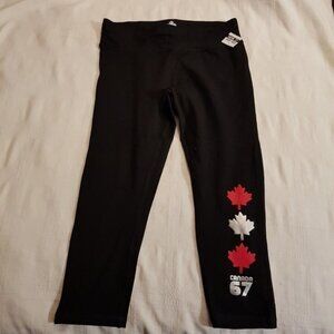 Women's Black leggings with maple leaf design